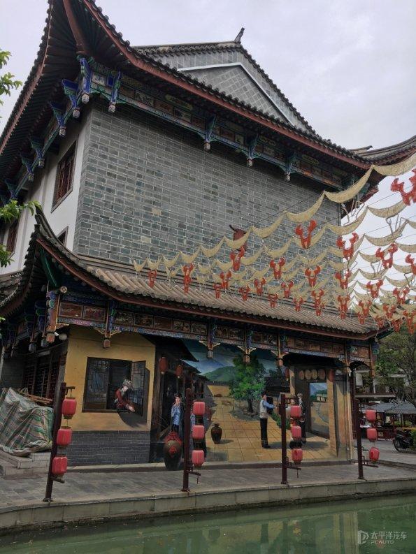 快问快答,轻松解决问题,他的假声,比李娜的青藏高原高10个调,属于什么水平?蜗牛问答平台